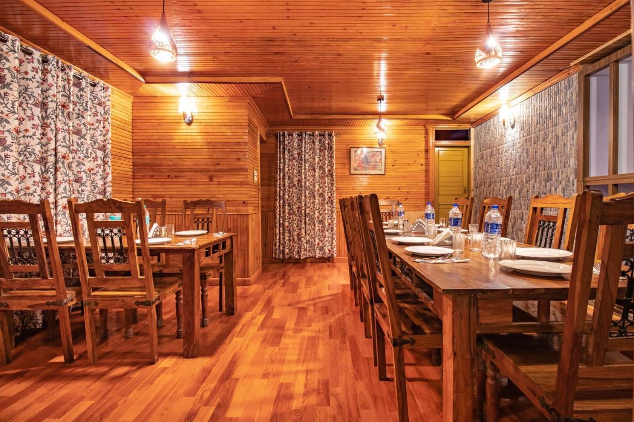 Hotel Little Silver Пахалгам Экстерьер фото