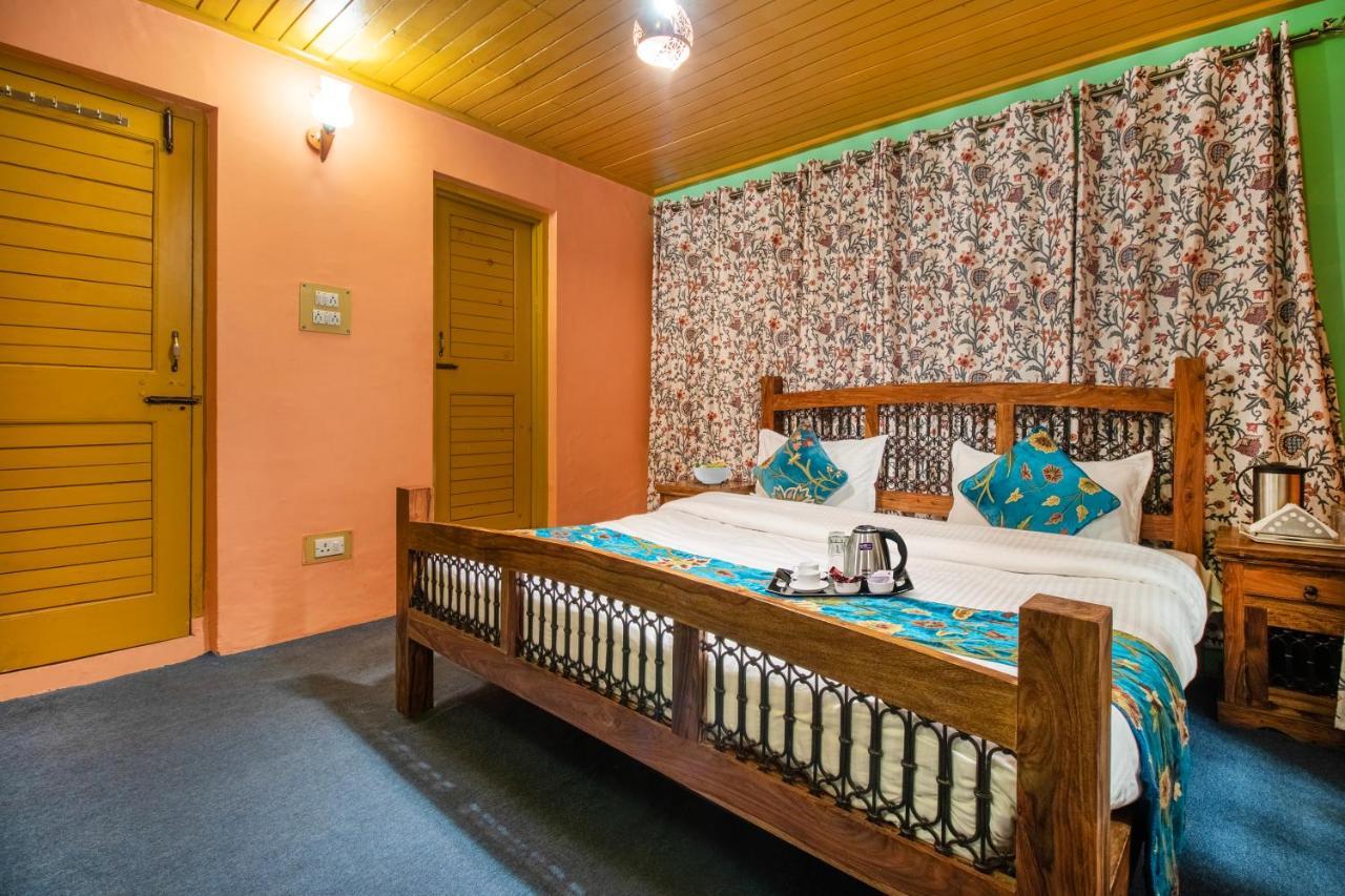 Hotel Little Silver Пахалгам Экстерьер фото